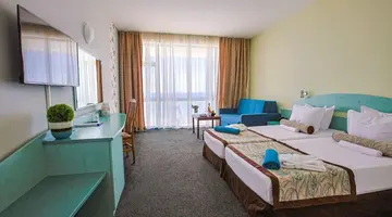 BERLIN GOLDEN BEACH