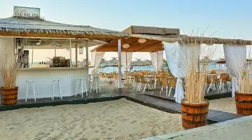 BERLIN GOLDEN BEACH