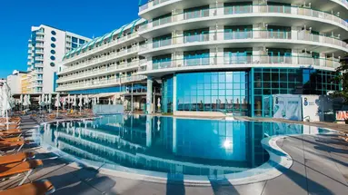 BERLIN GOLDEN BEACH