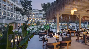 BERRY BLUE HOTEL