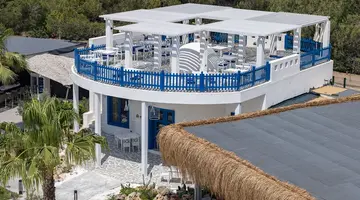 BERRY BLUE HOTEL