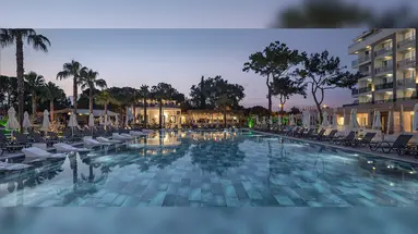 BERRY BLUE HOTEL
