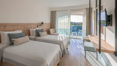 BERRY BLUE HOTEL