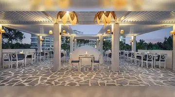 BERRY BLUE HOTEL