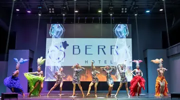 BERRY BLUE HOTEL