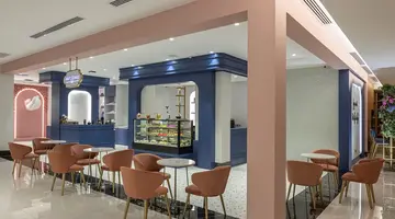 BERRY BLUE HOTEL