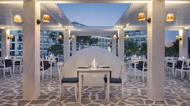 BERRY BLUE HOTEL