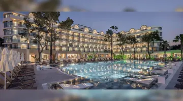 BERRY BLUE HOTEL