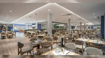 BERRY BLUE HOTEL