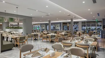 BERRY BLUE HOTEL
