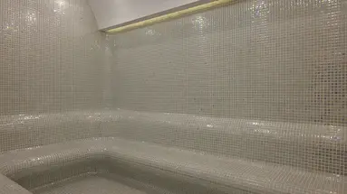BERRY BLUE HOTEL