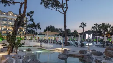 BERRY BLUE HOTEL