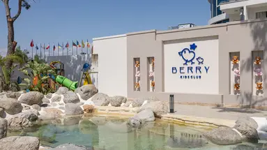 BERRY BLUE HOTEL