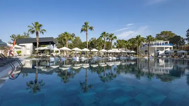 BERRY BLUE HOTEL