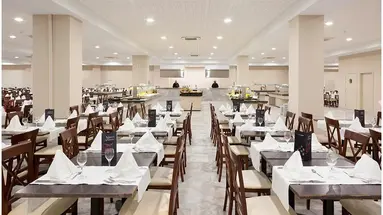 Best Alcazar Hotel & Apartamentos
