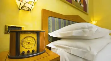 Best Western Art Deco