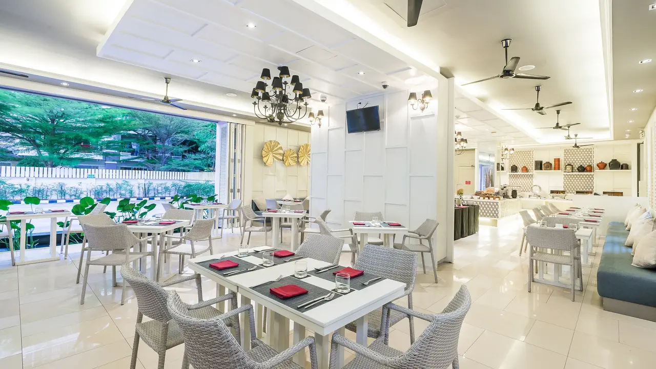 BEST WESTERN PATONG BEACH
