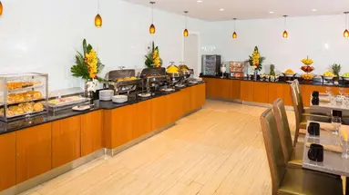 Best Western Plus Atlantic Beach Resort