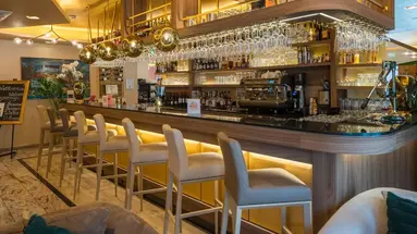 Best Western Plus Hotel F
