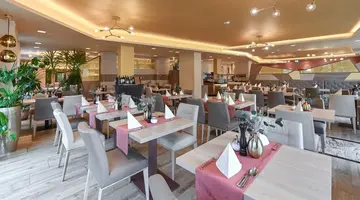 Best Western Plus Hotel F