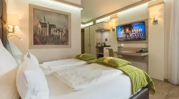 Best Western Plus Hotel F