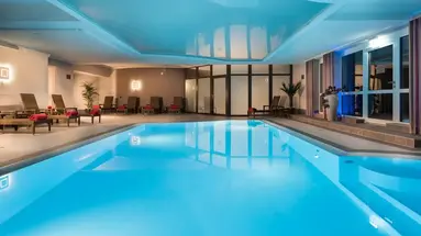 Best Western Plus Hotel W
