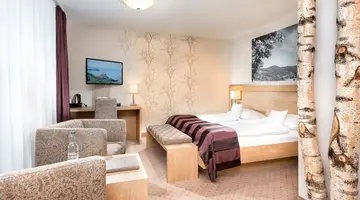 Best Western Plus Hotel W
