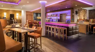 Best Western Plus Hotel W