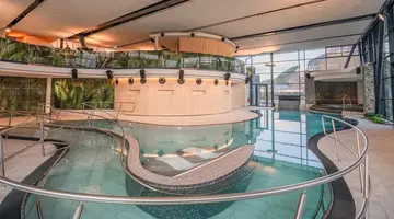 Best Western Plus Hotel W