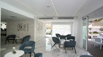 Best Western Plus Larco Hotel