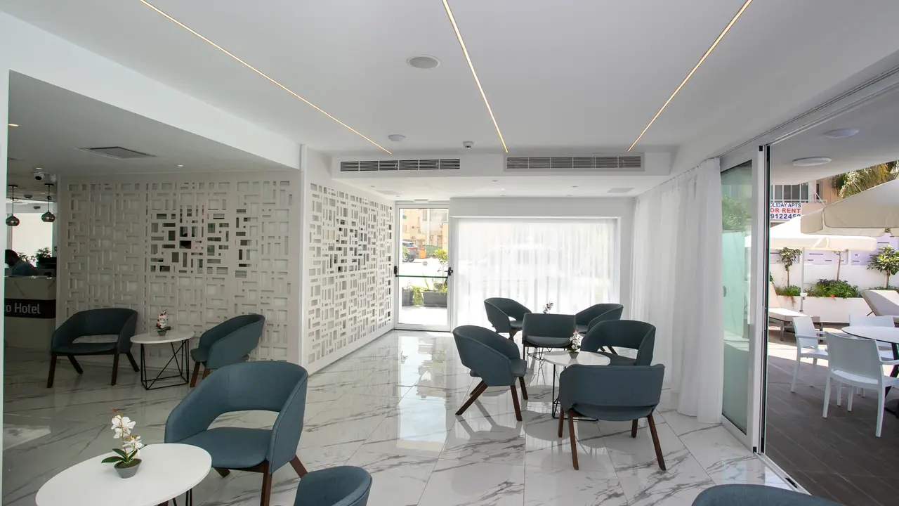 Best Western Plus Larco Hotel