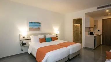 Best Western Plus Larco Hotel