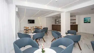 Best Western Plus Larco Hotel