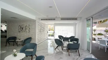 Best Western Plus Larco Hotel