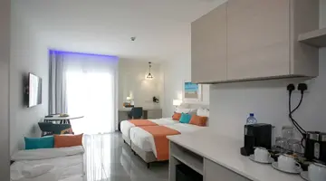 Best Western Plus Larco Hotel