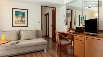 Best Western Plus Plaza Hotel