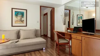 Best Western Plus Plaza Hotel