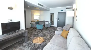 Best Western Plus Premium Inn