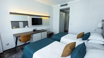 Best Western Plus Premium Inn