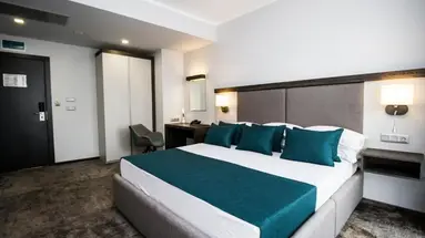 BEST WESTERN PLUS PREMIUM INN