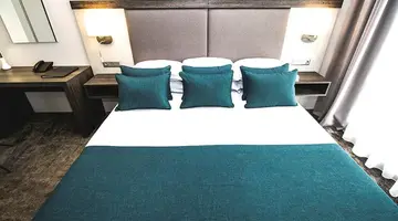 Best Western Plus Premium Inn