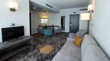 Best Western Plus Premium Inn