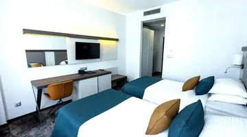 Best Western Plus Premium Inn