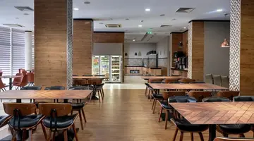 Best Western Plus Premium Inn
