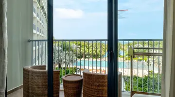 Best Western Premier Sonasea