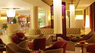 BEVERLY PARK HOTEL & SPA