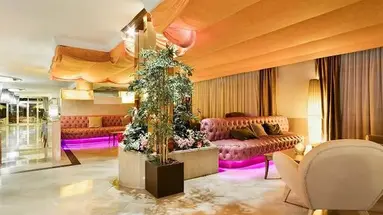 BEVERLY PARK HOTEL & SPA
