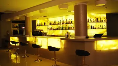BEVERLY PARK HOTEL & SPA