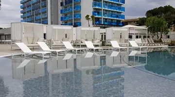 BG Hotel Tonga Tower