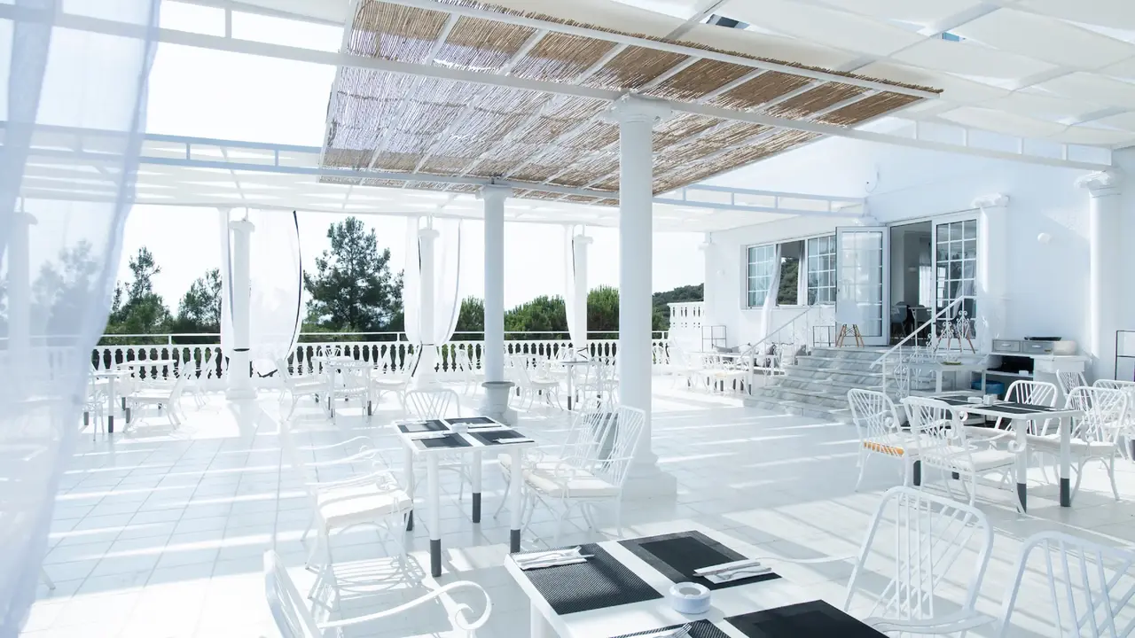 BIANCO OLYMPICO BEACH RESORT